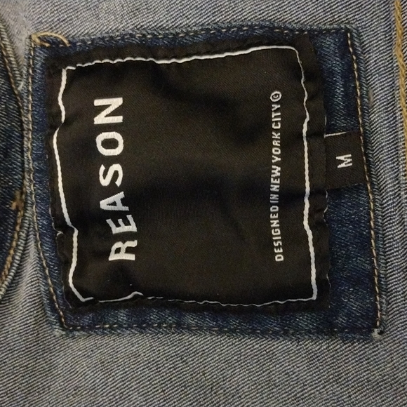 Reasons New M size  Destroyed Denim Jacket. Brand New never been worn - Picture 5 of 6